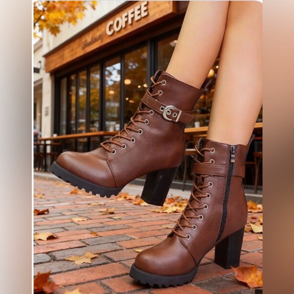 Women's Brown Lace-Up Block Heel Ankle Boots Size 6 NEW